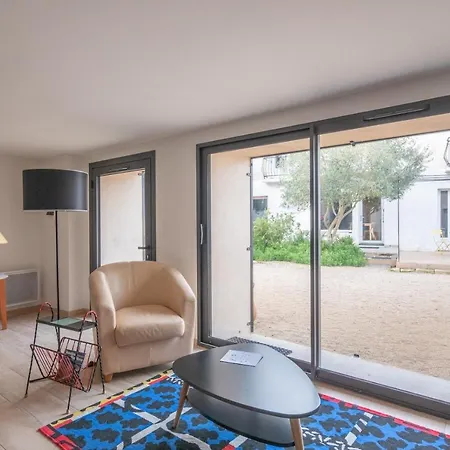 Casa de Férias Maison Pour 6 - Jardin - 950m De La