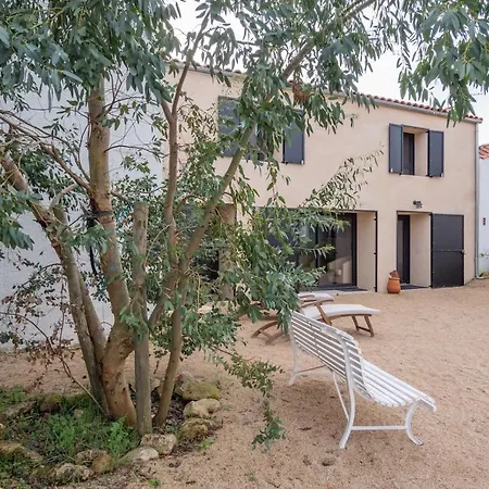 Maison Pour 6 - Jardin - 950m De La