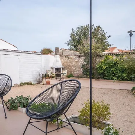 Maison Pour 6 - Jardin - 950m De La