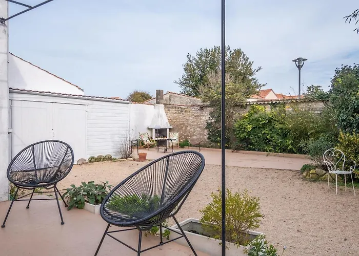 Maison Pour 6 - Jardin - 950m De La